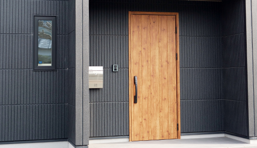 サッシ交換・玄関／窓の断熱工事を強化